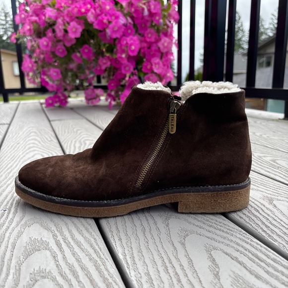 Italeau Waterproof Foliana Suede Round Toe Ankle Zip Booties US Size 10.5 - Picture 3 of 10